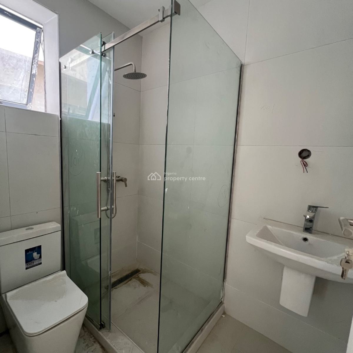 3 Bed  400 Million, Lekki Phase 1, Lekki, Lagos, Flat / Apartment for Sale