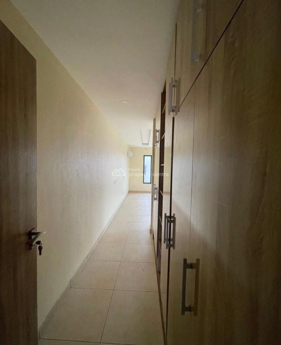 Large 3 Bedroom Apartment, Oniru, Victoria Island (vi), Lagos, Flat / Apartment for Sale
