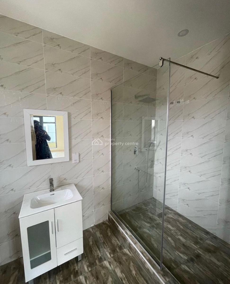 Large 3 Bedroom Apartment, Oniru, Victoria Island (vi), Lagos, Flat / Apartment for Sale