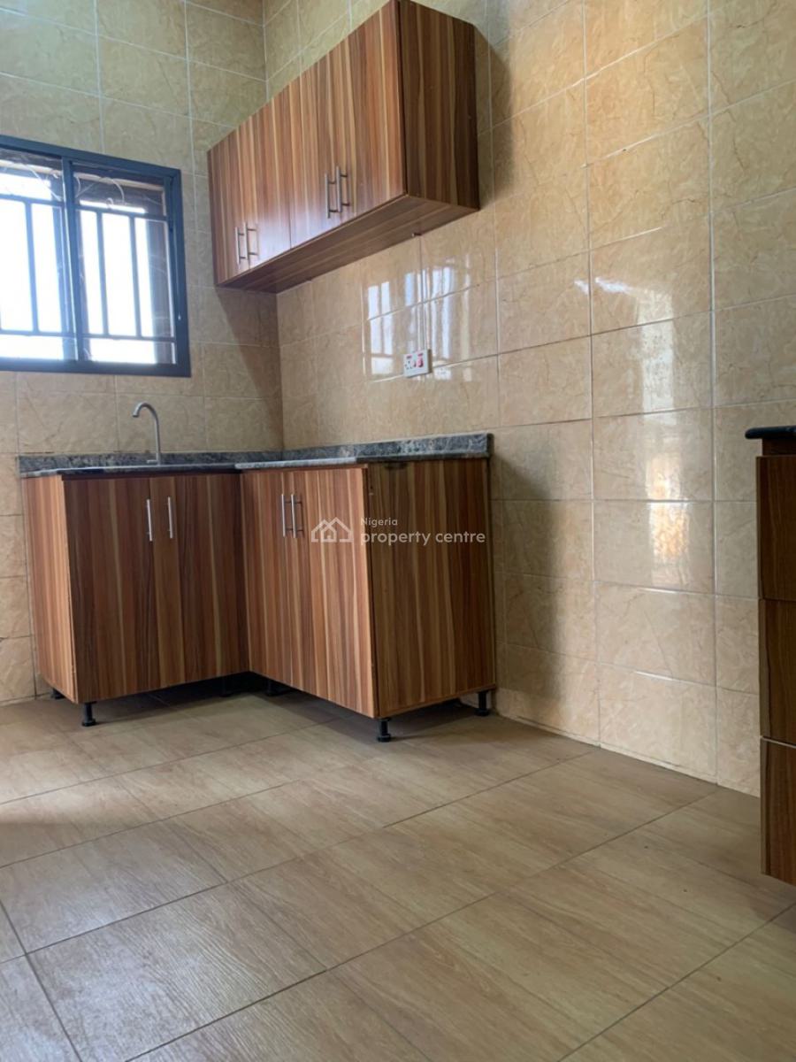 2 Bedroom Apartment, Fo1 Layout, Kubwa, Abuja, Flat / Apartment for Rent