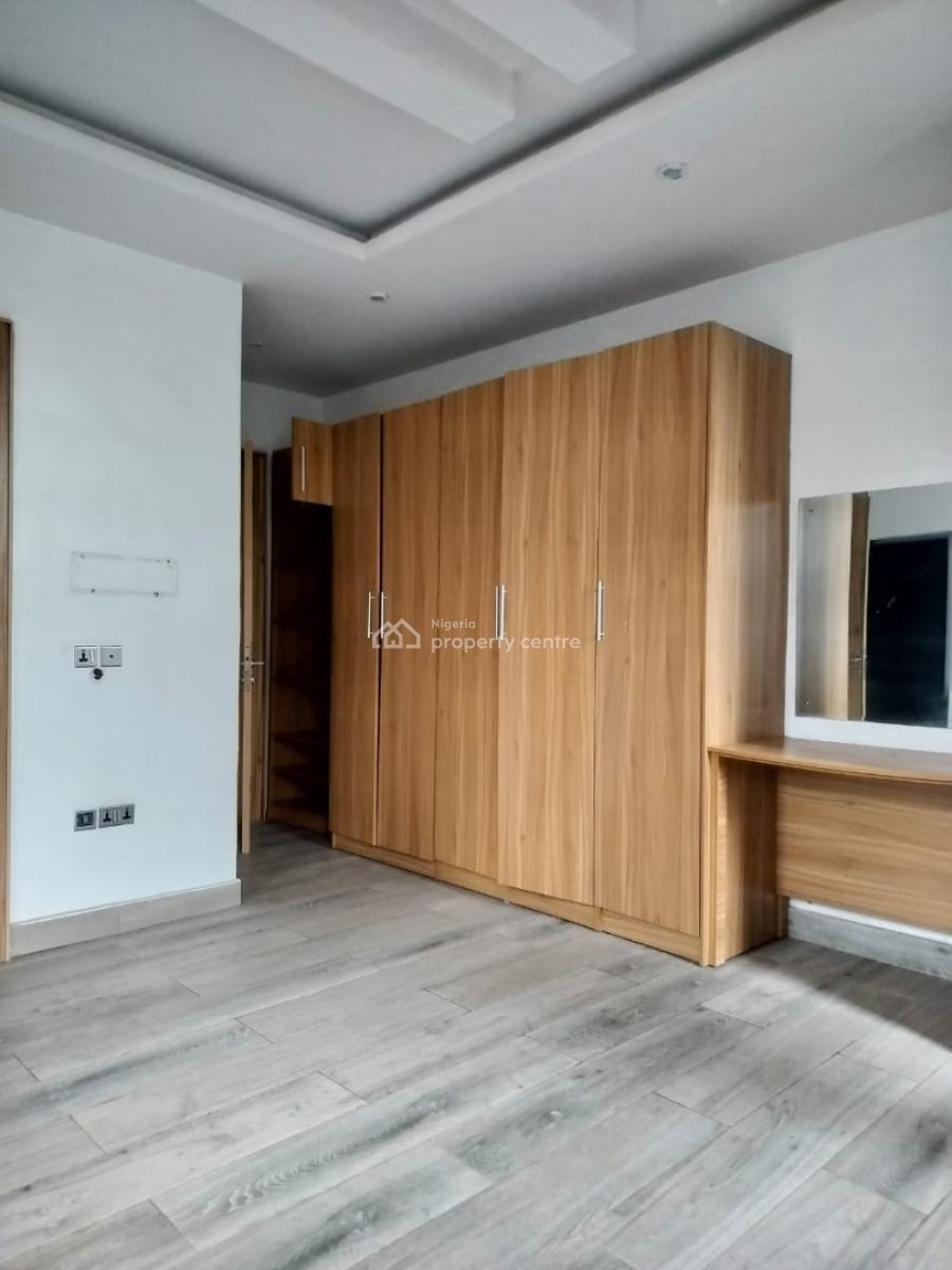 Luxury 3 Bedroom Flat with Bq, Maryland, Lagos, Flat / Apartment for Rent