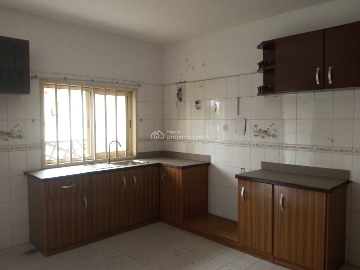 Luxury 4 Bedroom Terrace Duplex in a Secured Estate, Agungi, Lekki, Lagos, Terraced Duplex for Rent