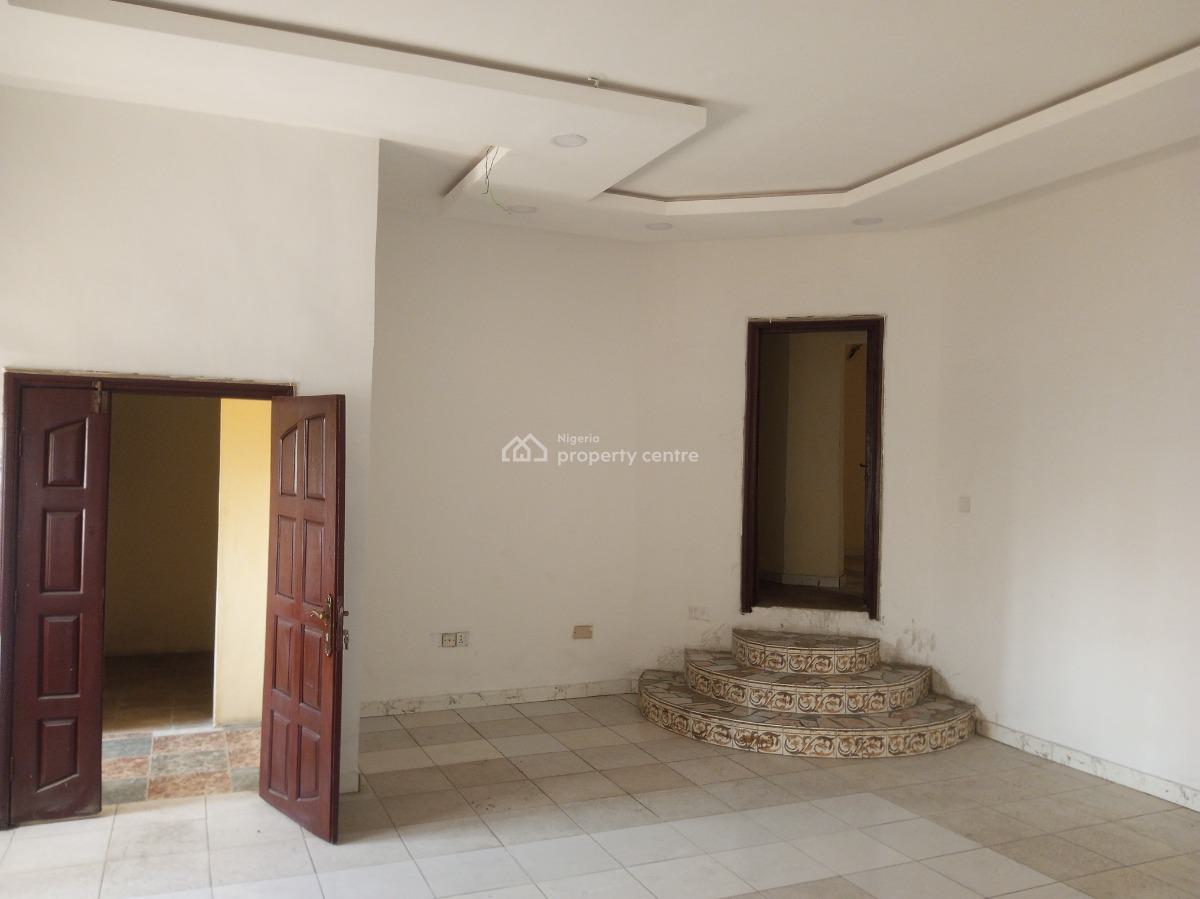 Luxury 4 Bedroom Terrace Duplex in a Secured Estate, Agungi, Lekki, Lagos, Terraced Duplex for Rent