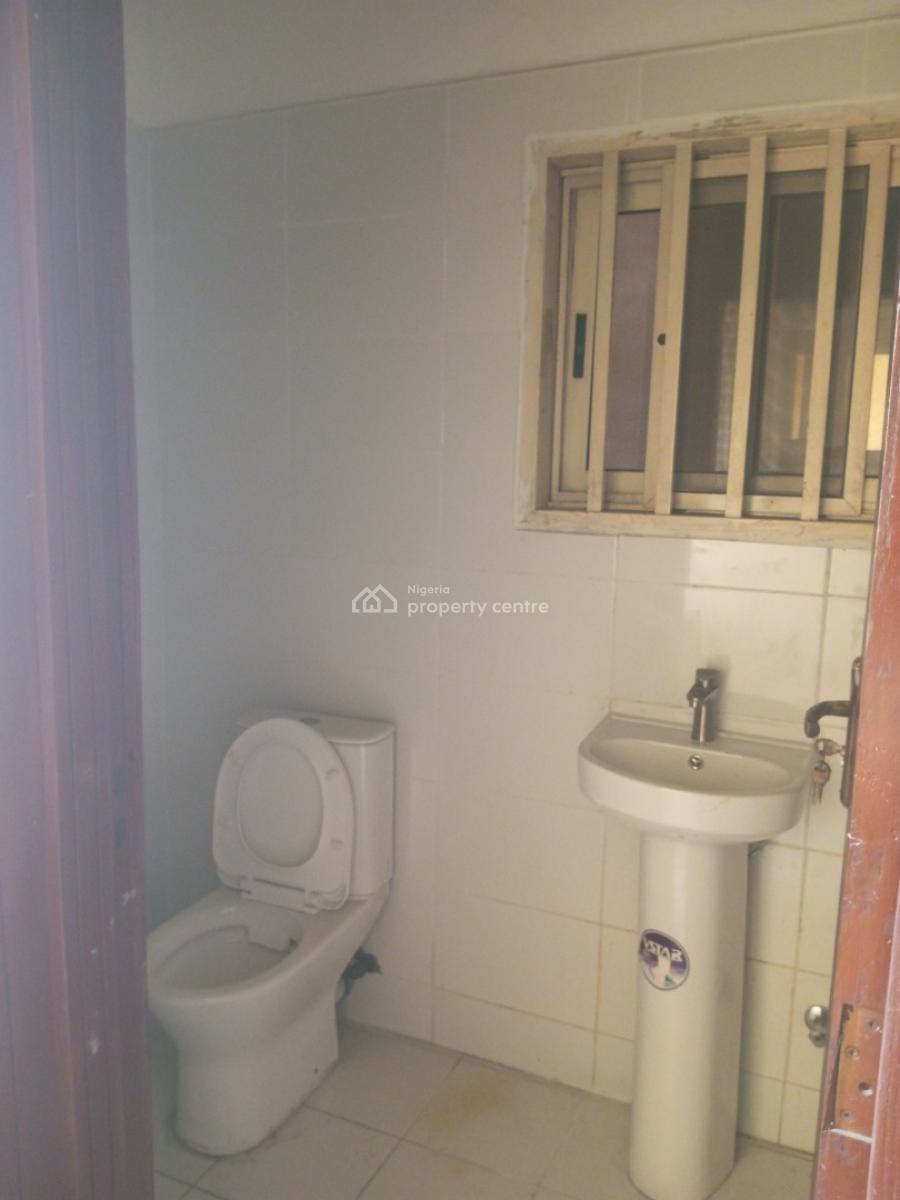 Luxury 4 Bedrooms Terraced Duplex in a Secured Estate, Agungi, Lekki, Lagos, Terraced Duplex for Rent