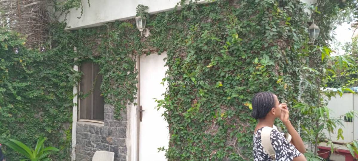 a Well Appointed Six Bedroom Detached House with 3rooms Bq & S-pool, Parkview, Ikoyi, Lagos, Detached Duplex for Rent