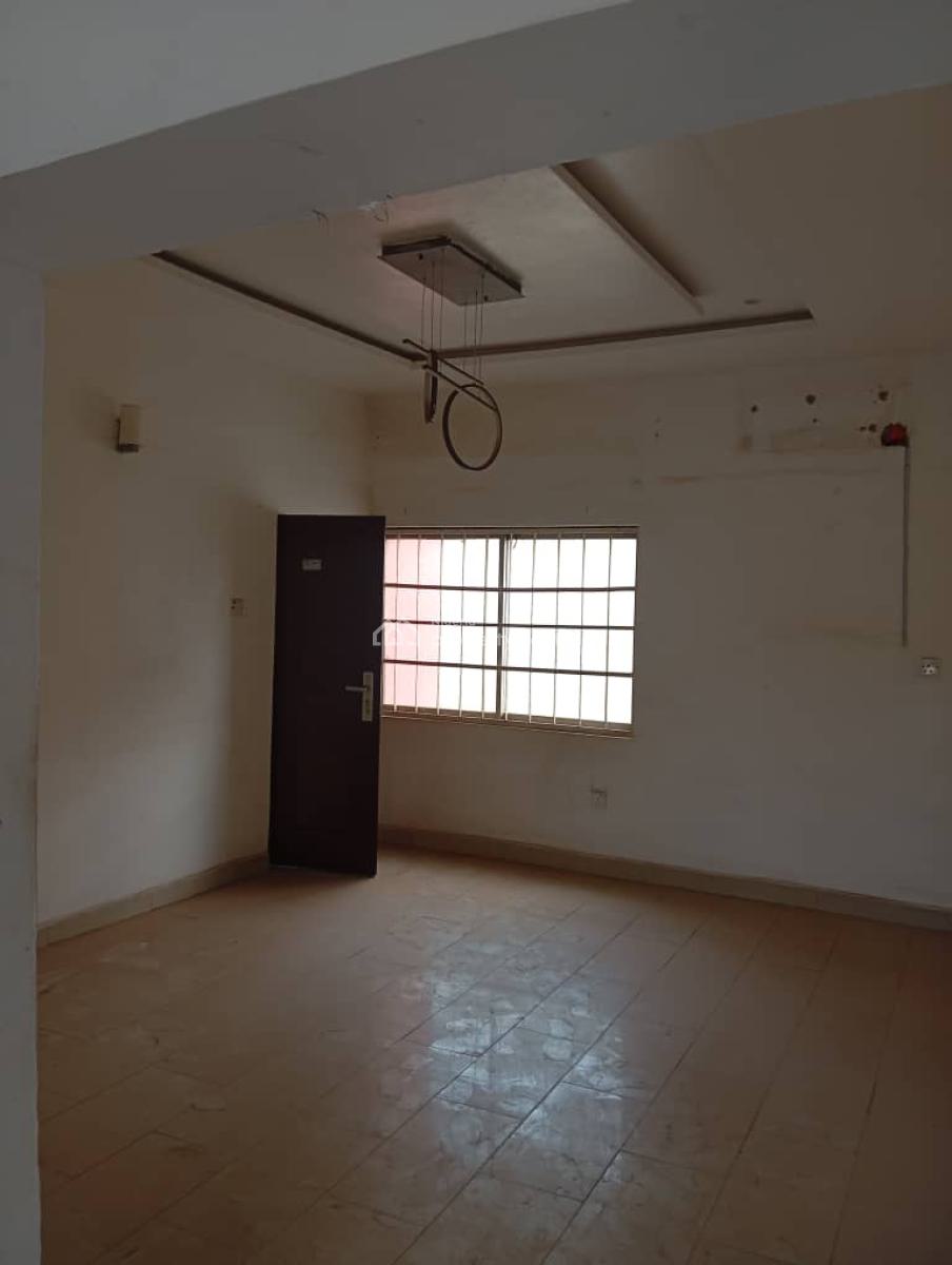 Nice 3 Bedroom Flat in The Heart of Town, Garki, Abuja, Flat / Apartment for Rent