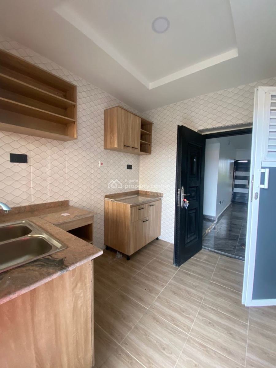 Brand New Luxury 3bedroom Flat, Ogbombo, Ajah, Lagos, Flat / Apartment for Rent