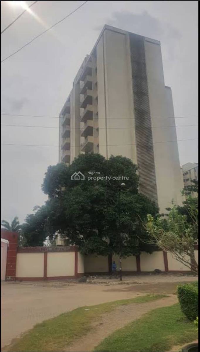 Estate Deal, Surulere, Lagos, Flat / Apartment for Sale