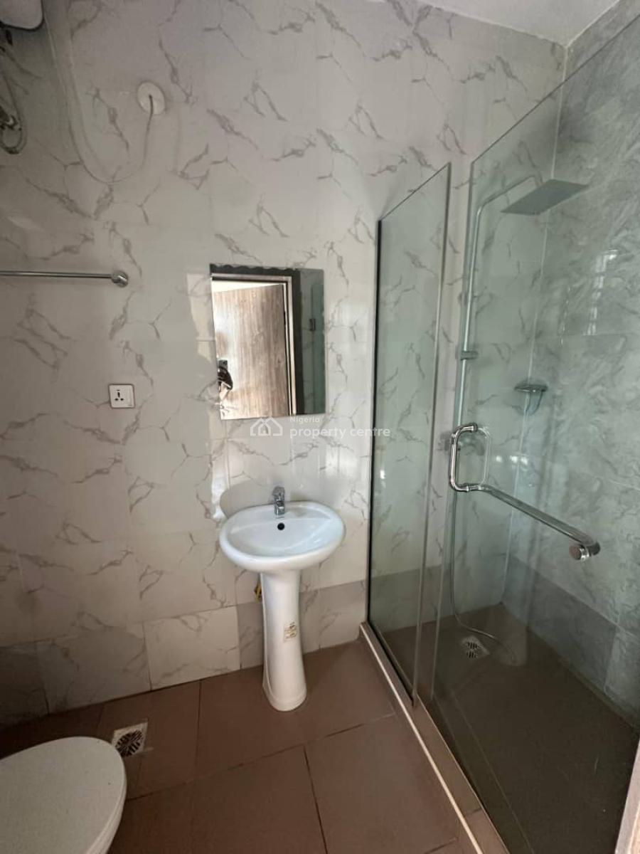 Spacious Studio Apartment, Behind Dominos Pizza, Ologolo, Lekki, Lagos, Self Contain (single Rooms) for Rent