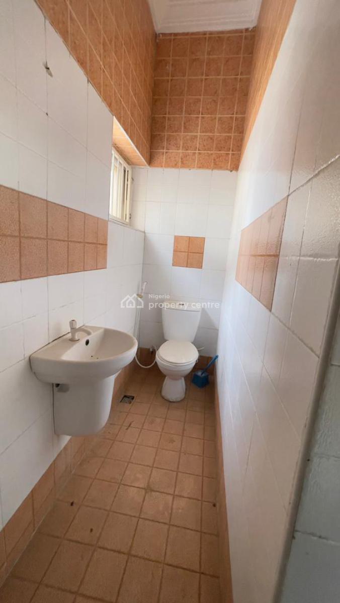 5 Bedroom Semi Detached Duplex, Lekki Phase 1, Lekki, Lagos, Commercial Property for Rent