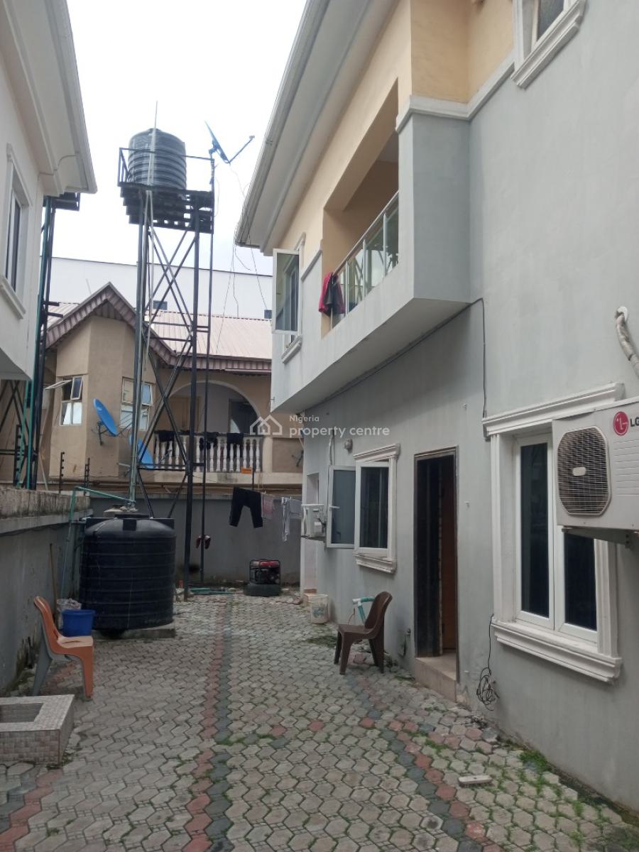 Shared Apartment Upstairs in a Secured Estate, Agungi, Lekki, Lagos, Self Contain (single Rooms) for Rent