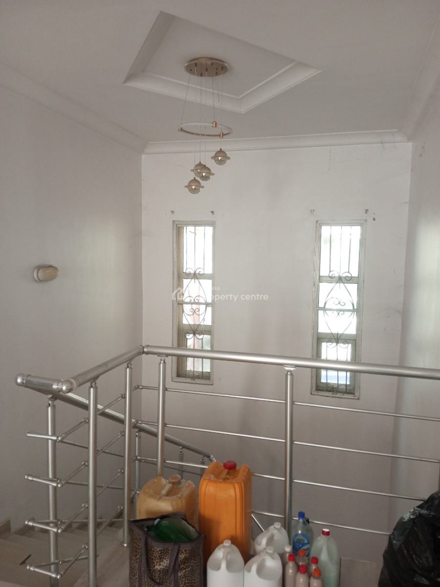 Shared Apartment Upstairs in a Secured Estate, Agungi, Lekki, Lagos, Self Contain (single Rooms) for Rent