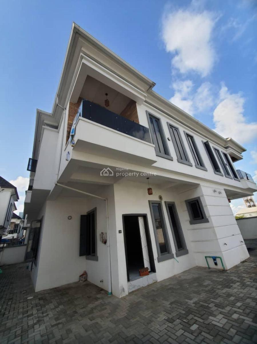 Spacious Room in a Shared Apartment, Orchid Road, Eleganza Bustop Lekki Lagos, Lekki, Lagos, Flat / Apartment for Rent