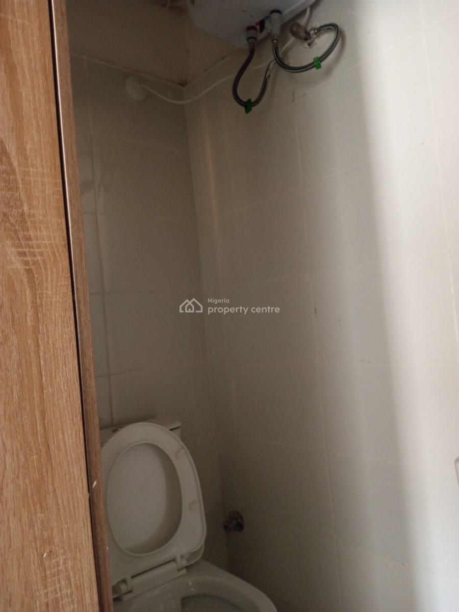 Studio Apartment in a Secured Estate, Agungi, Lekki, Lagos, Self Contain (single Rooms) for Rent