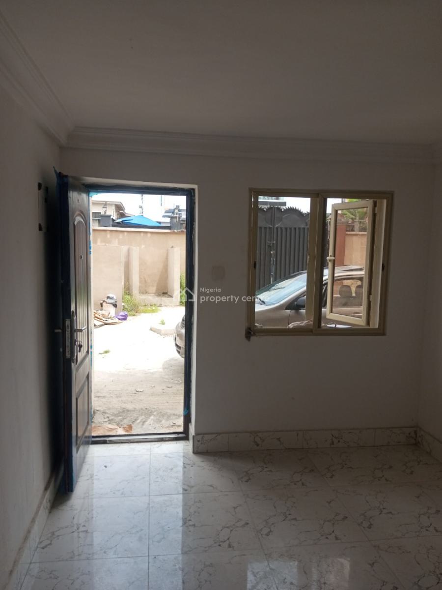 Studio Apartment in a Secured Estate, Agungi, Lekki, Lagos, Self Contain (single Rooms) for Rent