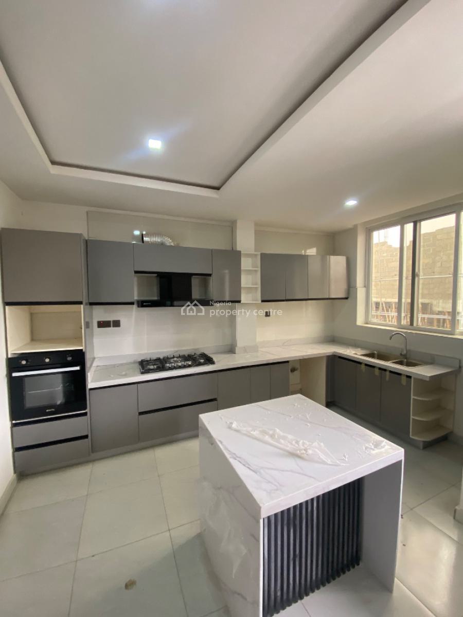 Lovely 4 Bed Penthouse with 1bq and Fitted Acs, Ikate, Ikate, Lekki, Lagos, Block of Flats for Sale