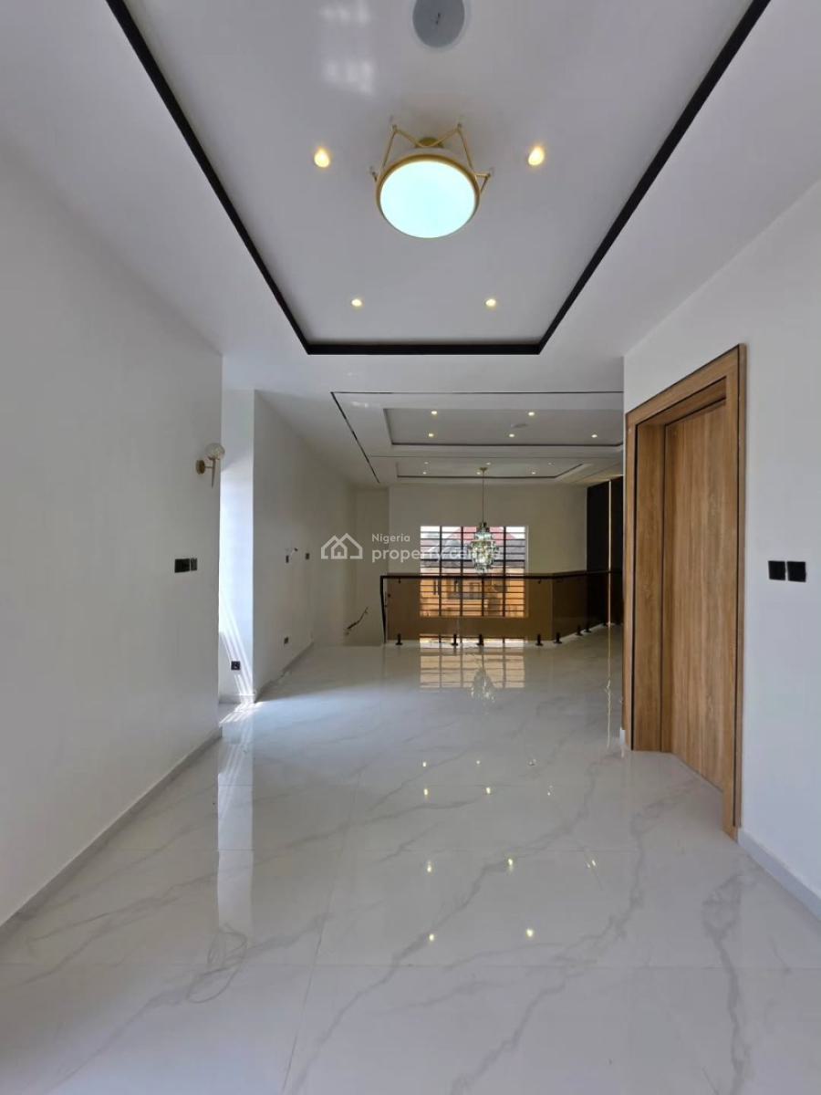 Luxury Six(6) Bedroom House with a Bq, Chevron Drive, Lekki, Lagos, Detached Duplex for Sale