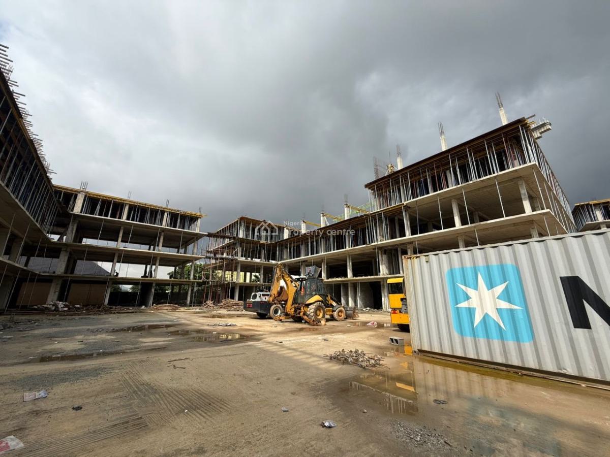 Office Complex/plaza, Zone 3, Wuse, Abuja, Plaza / Complex / Mall for Sale