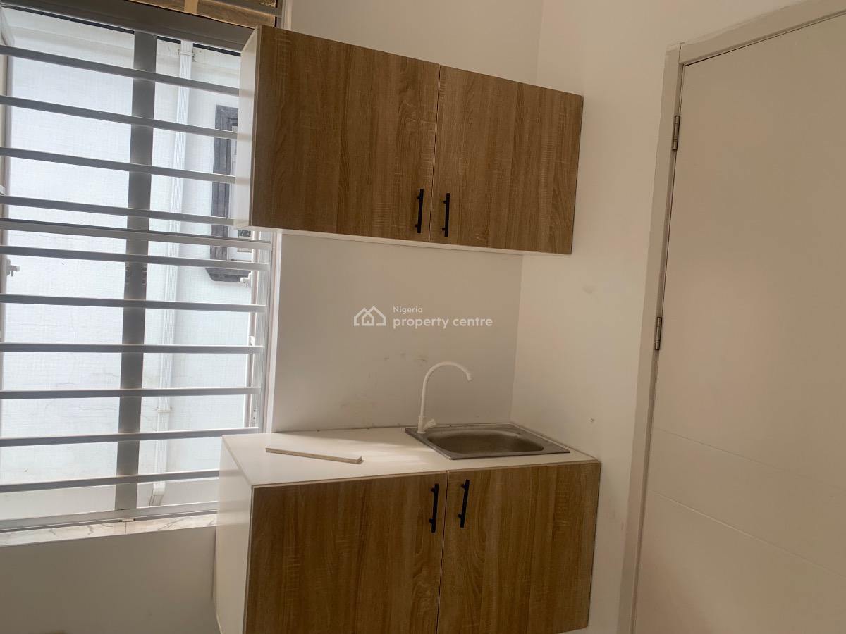 Self Contain (massive Studio), Ikota Villa Estate, Lekki, Lagos, Self Contain (single Rooms) for Rent
