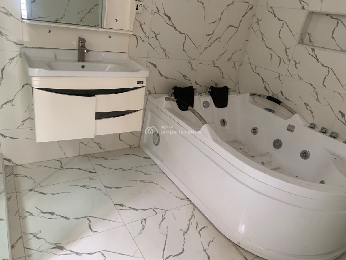 Self Contain (massive Studio), Ikota Villa Estate, Lekki, Lagos, Self Contain (single Rooms) for Rent