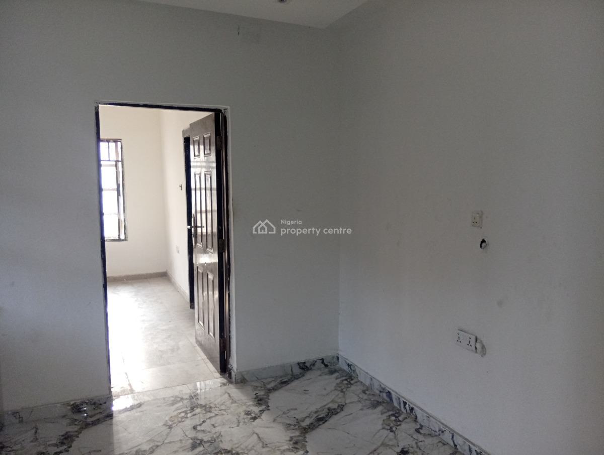 Self Serviced 1 Bedroom Flat in Lekki Phase 1, Lekki Phase 1, Lekki Phase 1, Lekki, Lagos, Mini Flat (room and Parlour) for Rent