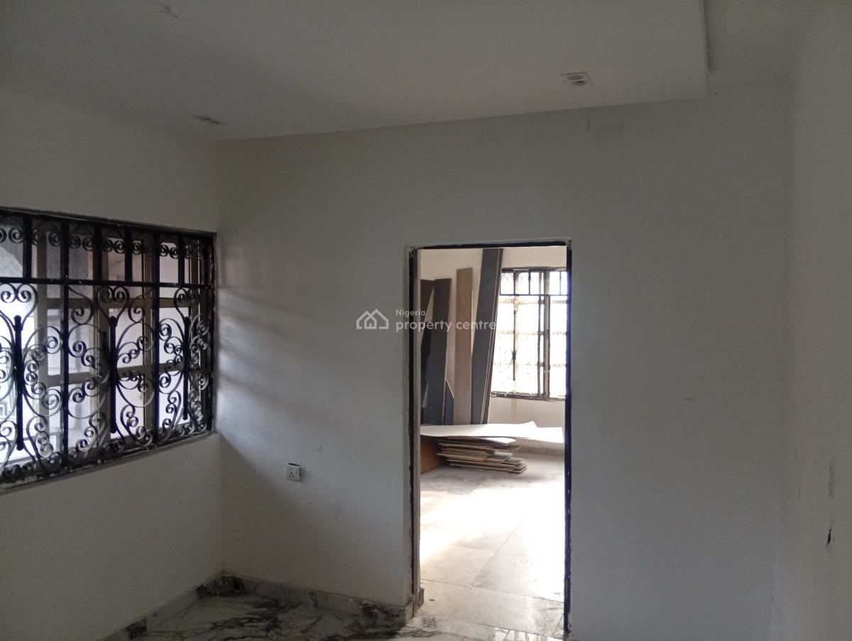 Self Serviced 1 Bedroom Flat in Lekki Phase 1, Lekki Phase 1, Lekki Phase 1, Lekki, Lagos, Mini Flat (room and Parlour) for Rent