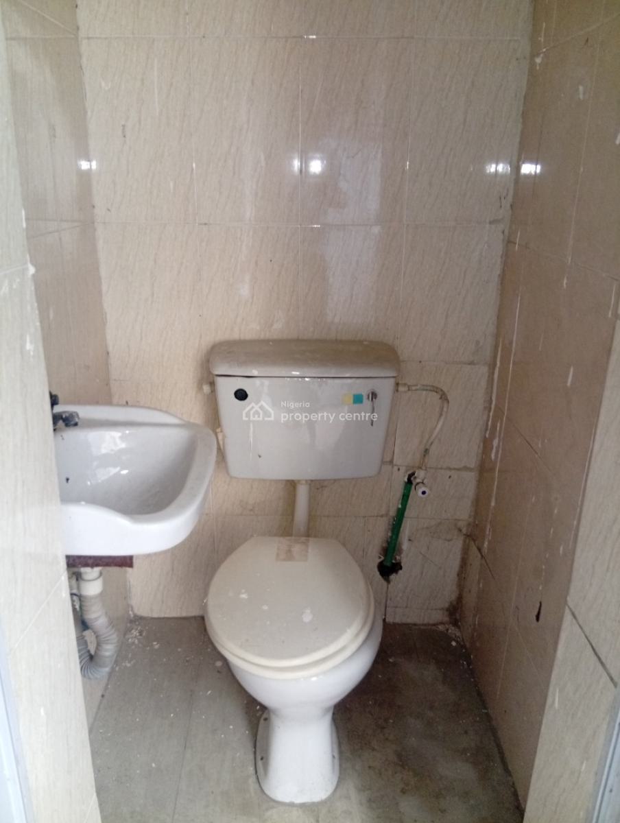 Self Serviced 1 Bedroom Flat in Lekki Phase 1, Lekki Phase 1, Lekki Phase 1, Lekki, Lagos, Mini Flat (room and Parlour) for Rent