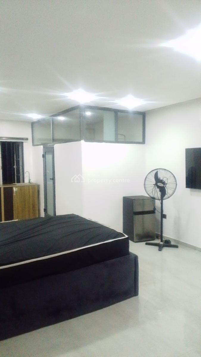 a Spacious Furnished Room Studio Apartment, Chevron Drive Paradise 3 Estate Chevron, Lekki, Lagos, Self Contain (single Rooms) for Rent