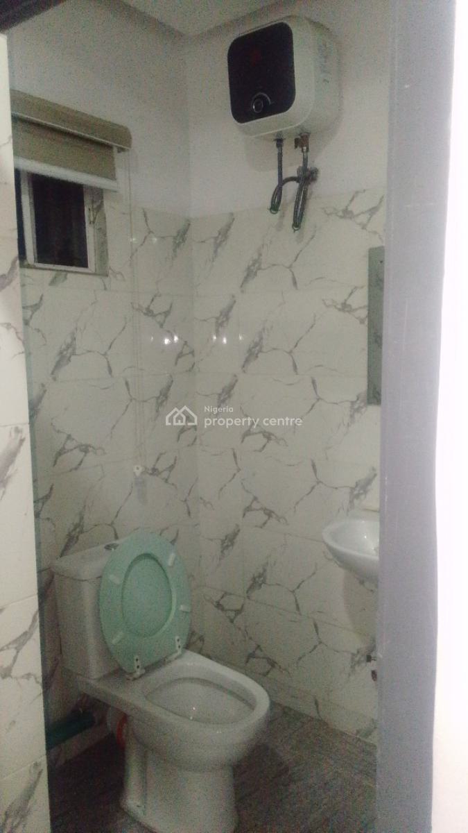 a Spacious Furnished Room Studio Apartment, Chevron Drive Paradise 3 Estate Chevron, Lekki, Lagos, Self Contain (single Rooms) for Rent