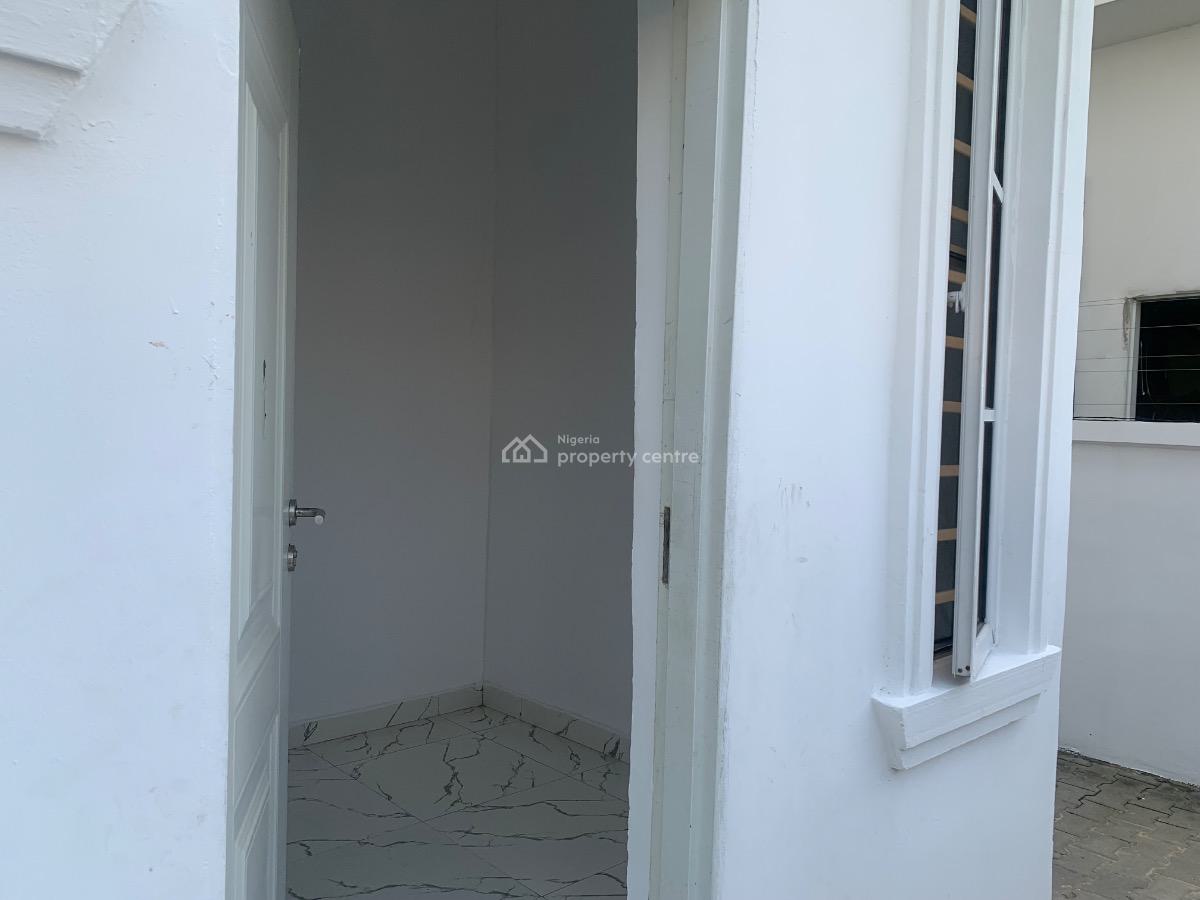 Bq, Ikota Villa Estate, Lekki, Lagos, Self Contain (single Rooms) for Rent