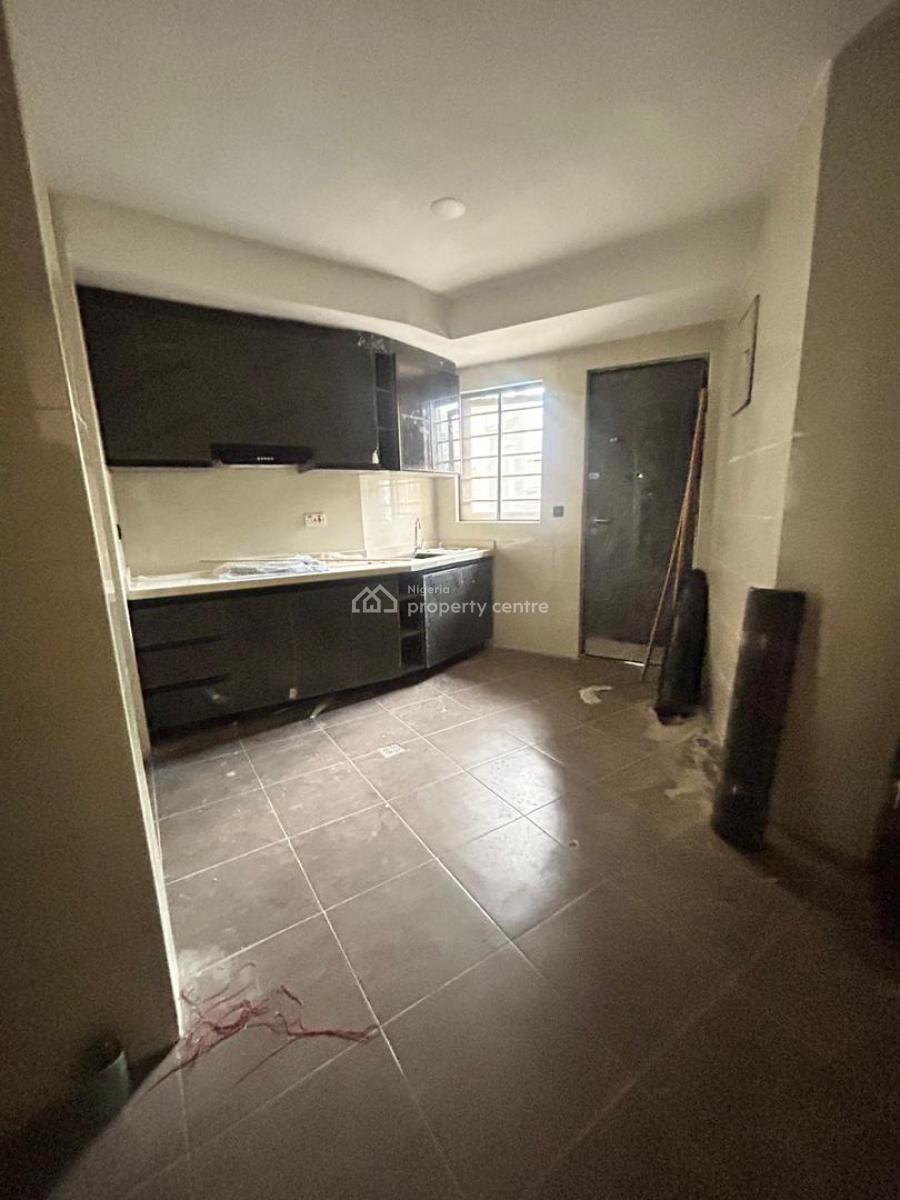 Well Spacious One Bed Apartment, Lekki Phase 1, Lekki, Lagos, Mini Flat (room and Parlour) for Rent