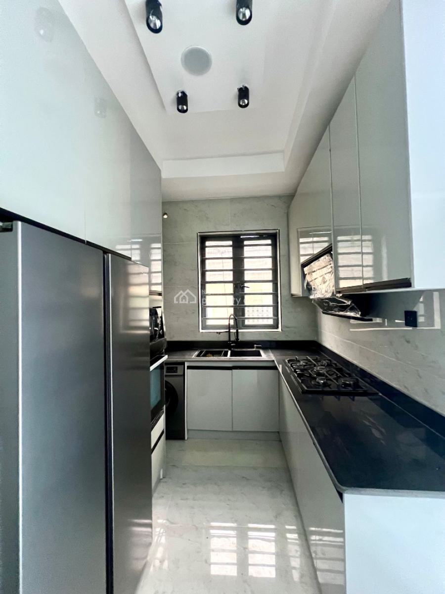 Well Built 4bedroom Terrace Duplex with a Bq, Lekki Phase 1, Lekki, Lagos, Terraced Duplex for Sale