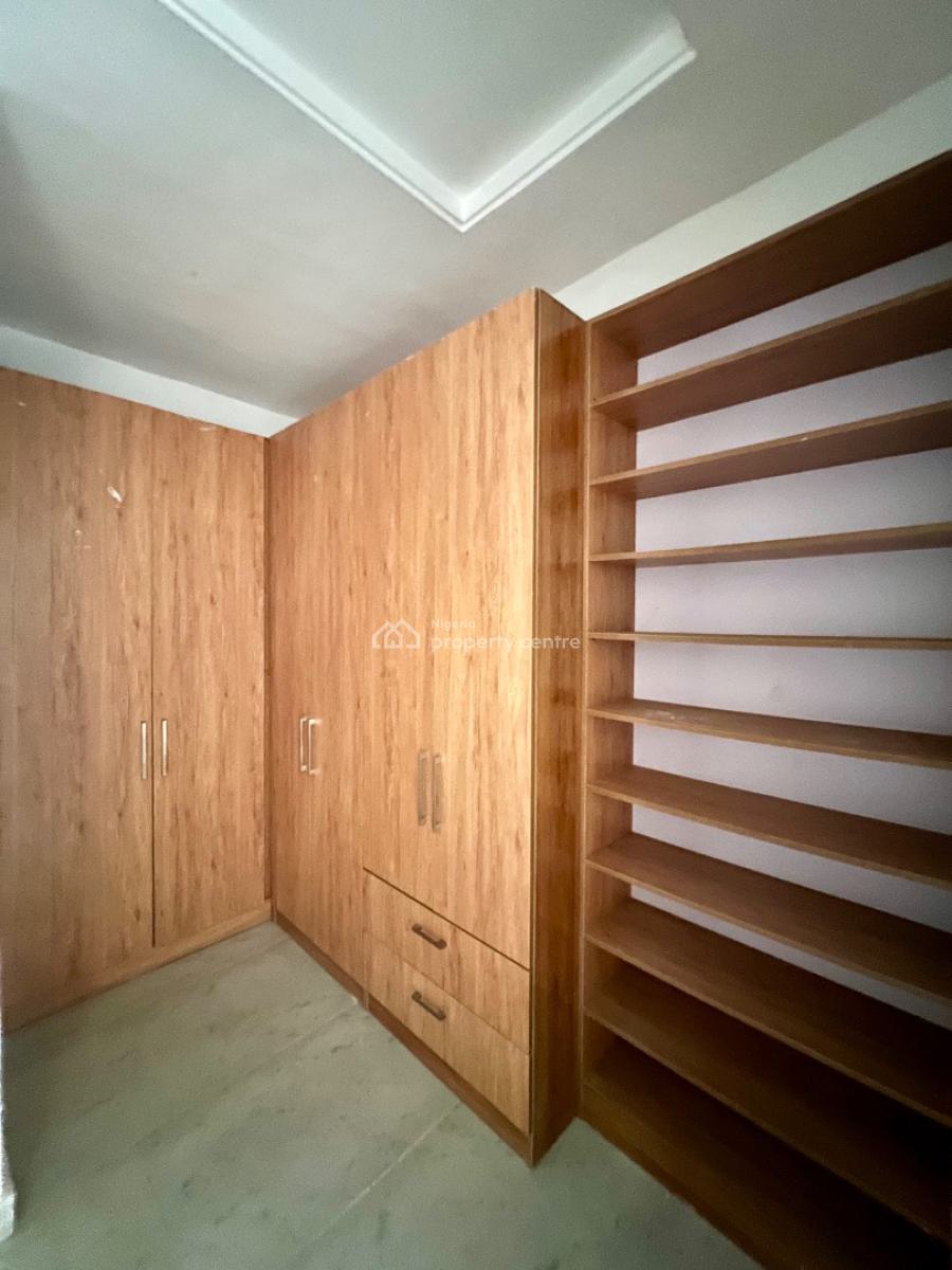 Well Built 4bedroom Terrace Duplex with a Bq, Lekki Phase 1, Lekki, Lagos, Terraced Duplex for Sale