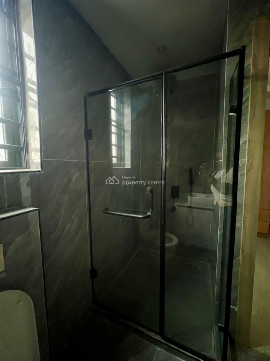 Well Built 4bedroom Terrace Duplex with a Bq, Lekki Phase 1, Lekki, Lagos, Terraced Duplex for Sale