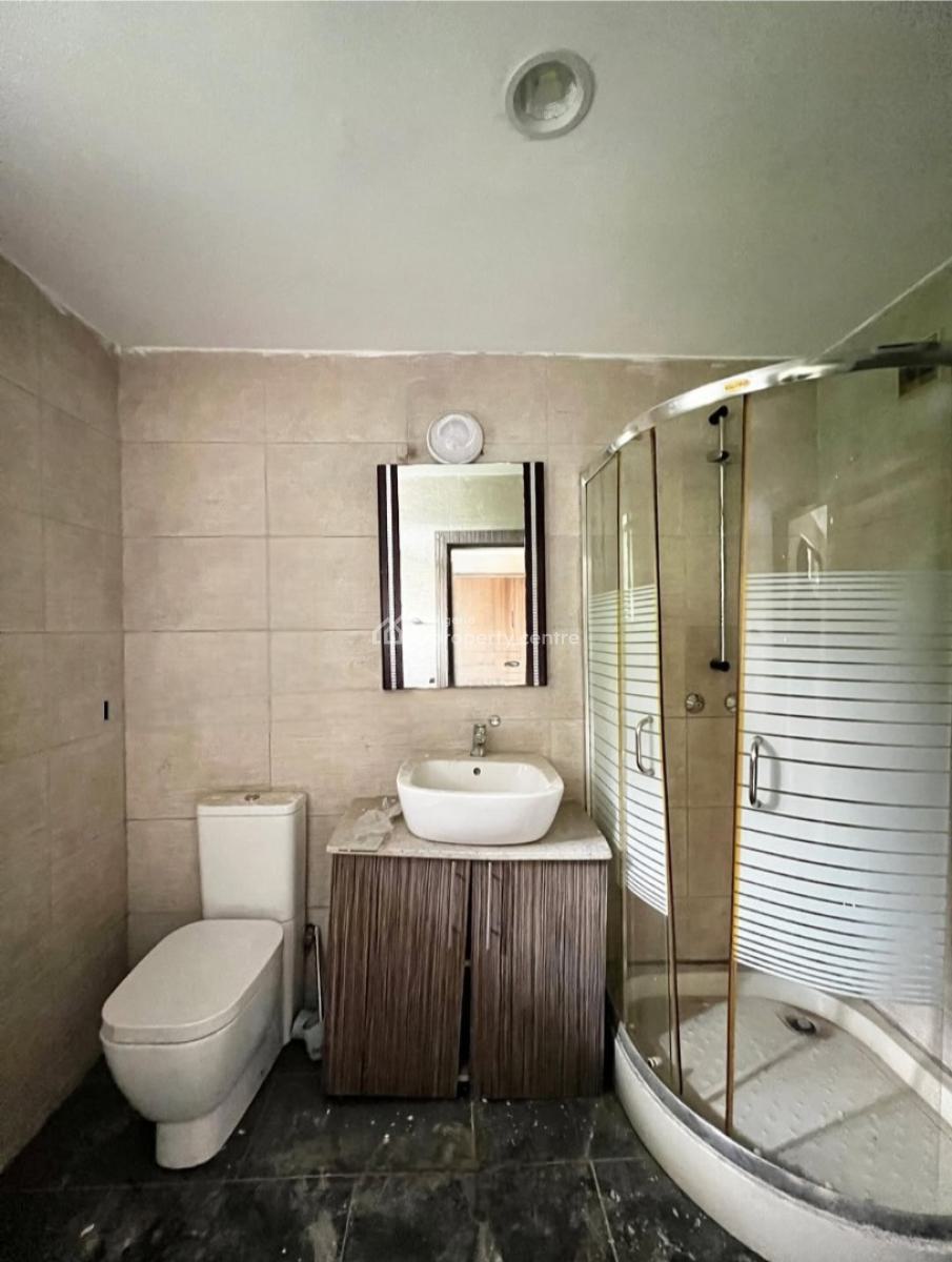 Spacious 3 Bedroom Flat with Bq,swimming Pool and Gym, Off Thompson Avenue, Old Ikoyi, Ikoyi, Lagos, Flat / Apartment for Rent
