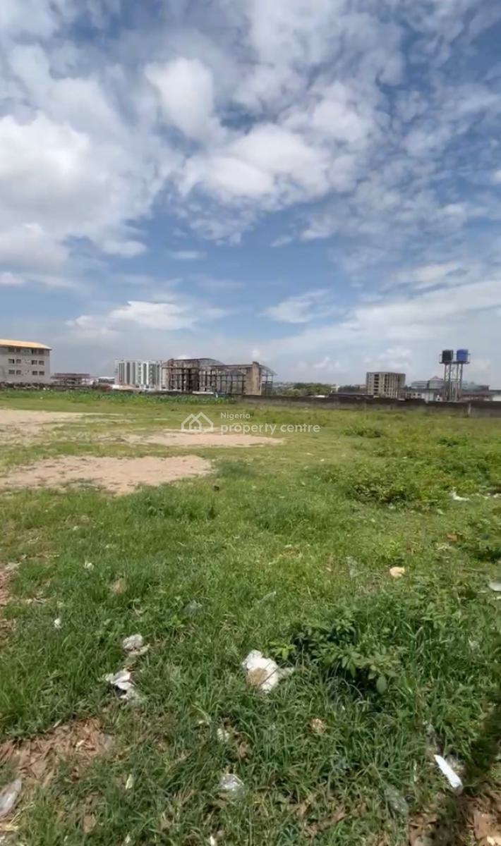 9,741sqm, Multi Purpose, C of O, Tarred Road, Jabi Main, Jabi, Abuja, Mixed-use Land for Sale
