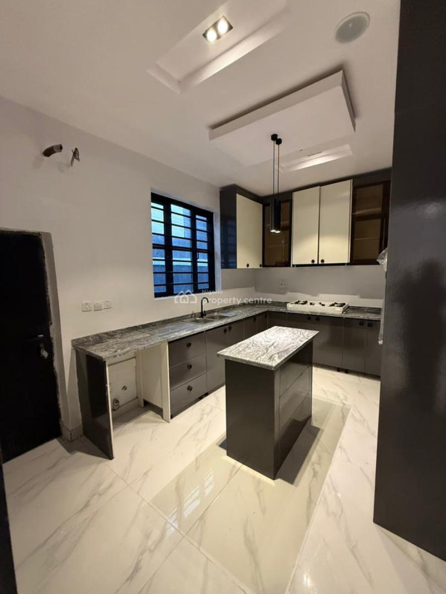 4bedrooms Semi Detached Duplex with Bq, Chevron, Lekki, Lagos, Semi-detached Duplex for Sale