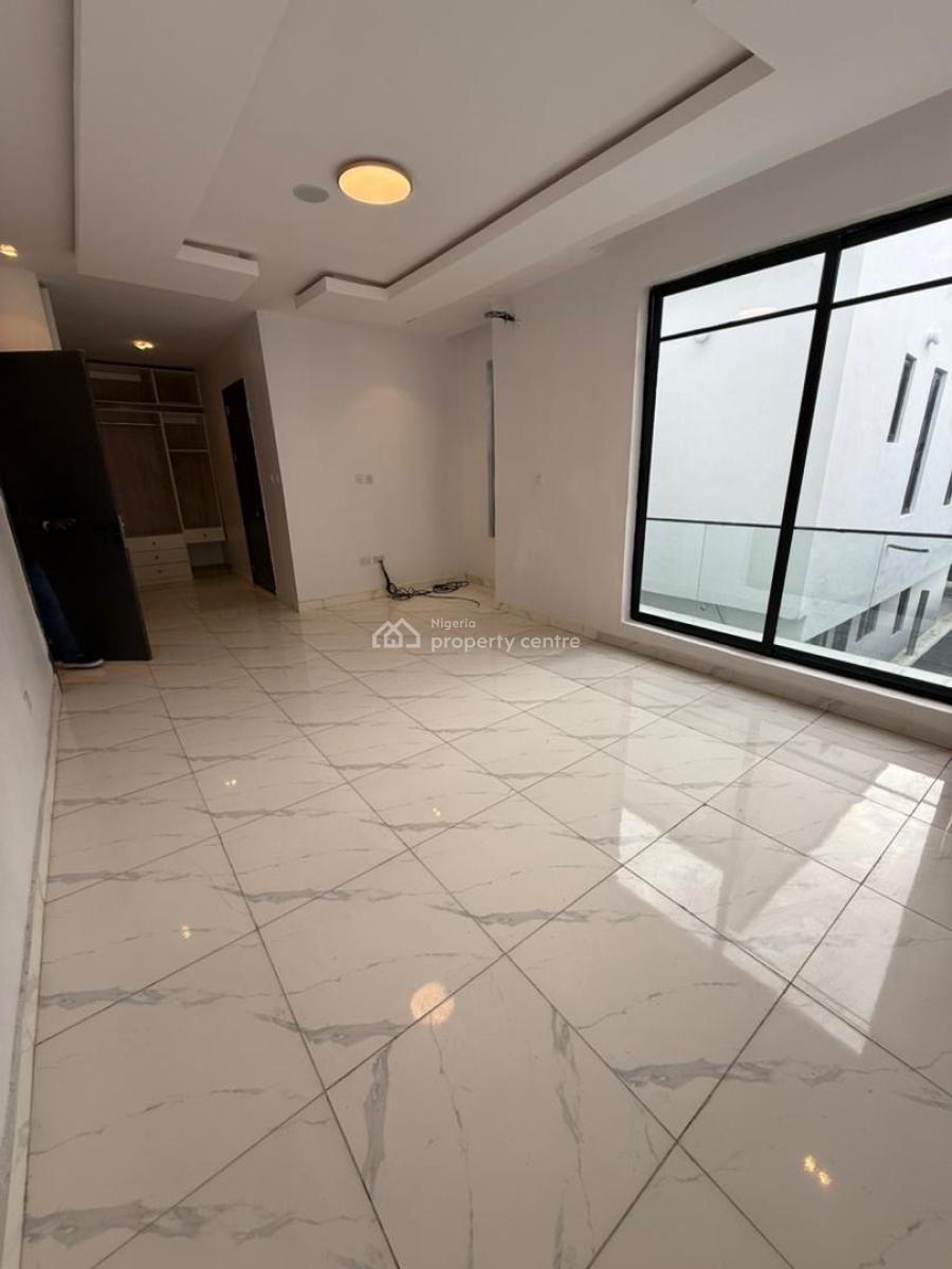 4bedrooms Semi Detached Duplex with Bq, Chevron, Lekki, Lagos, Semi-detached Duplex for Sale