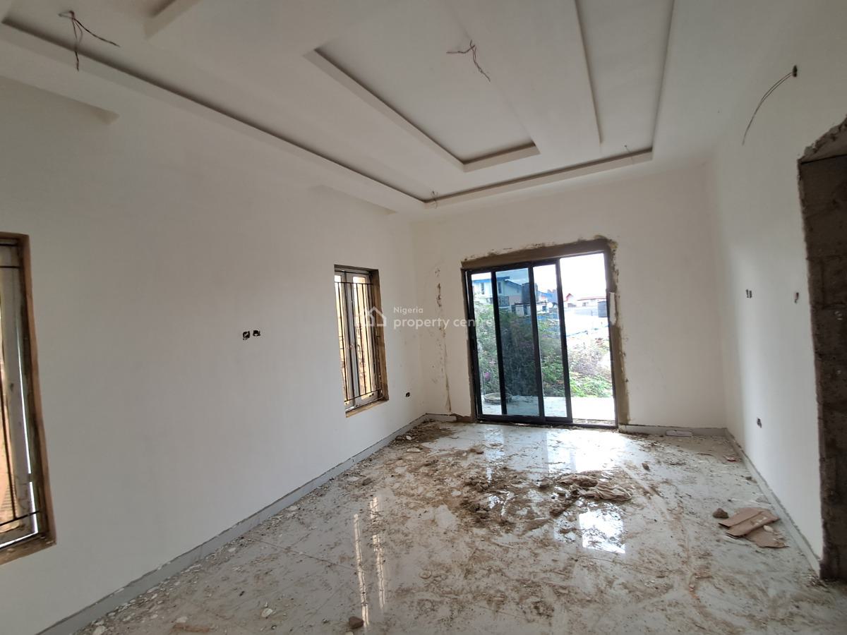 Luxury Built 3bedroom Flat Ensuite, Medina Estate Gbagada, Gbagada, Lagos, Flat / Apartment for Sale