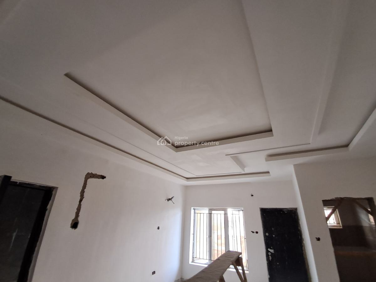 Luxury Built 3bedroom Flat Ensuite, Medina Estate Gbagada, Gbagada, Lagos, Flat / Apartment for Sale