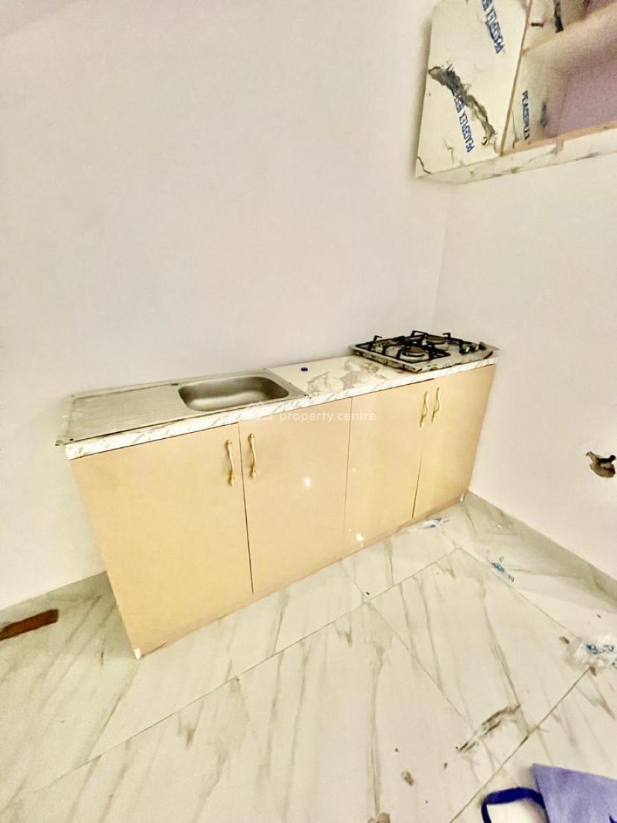 Spacious Studio Apartment with Open Plan Kitchen, Osapa, Lekki, Lagos, Self Contain (single Rooms) for Rent