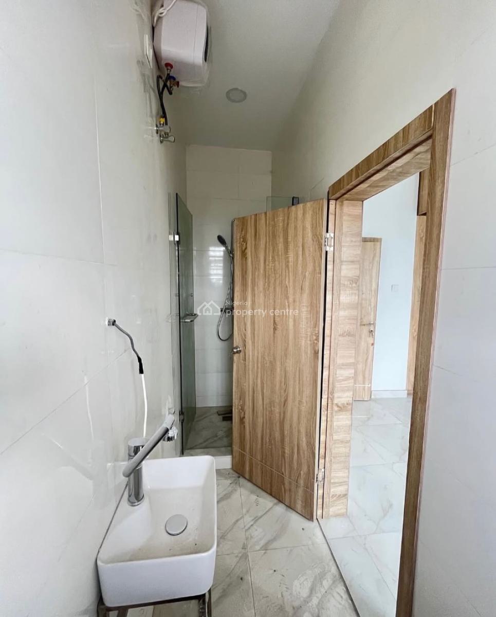 Lovely 2 Bedroom Apartment, Agungi, Agungi, Lekki, Lagos, Block of Flats for Sale