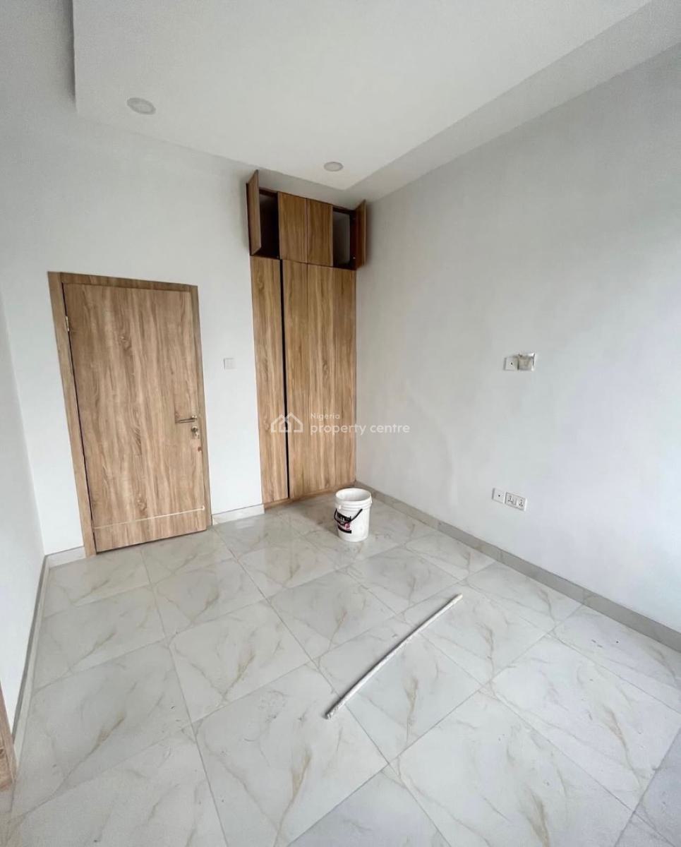 Lovely 2 Bedroom Apartment, Agungi, Agungi, Lekki, Lagos, Block of Flats for Sale