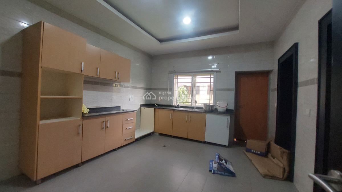 5 Bedroom Terrace Duplex, Wuye, Abuja, Office Space for Rent