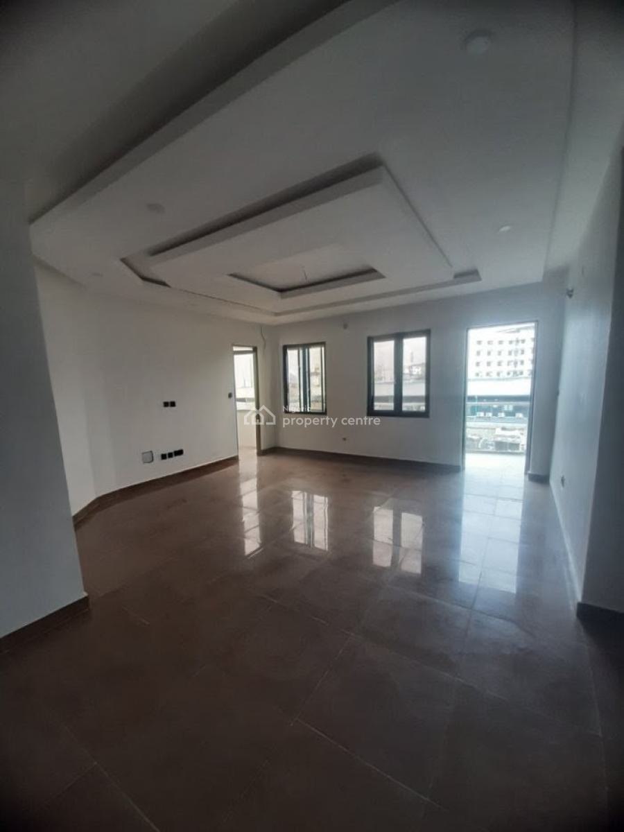 New 2bedroom Flat Upstairs with Elevator, Off Admiralty Way, Lekki Phase 1, Lekki, Lagos, Flat / Apartment for Rent
