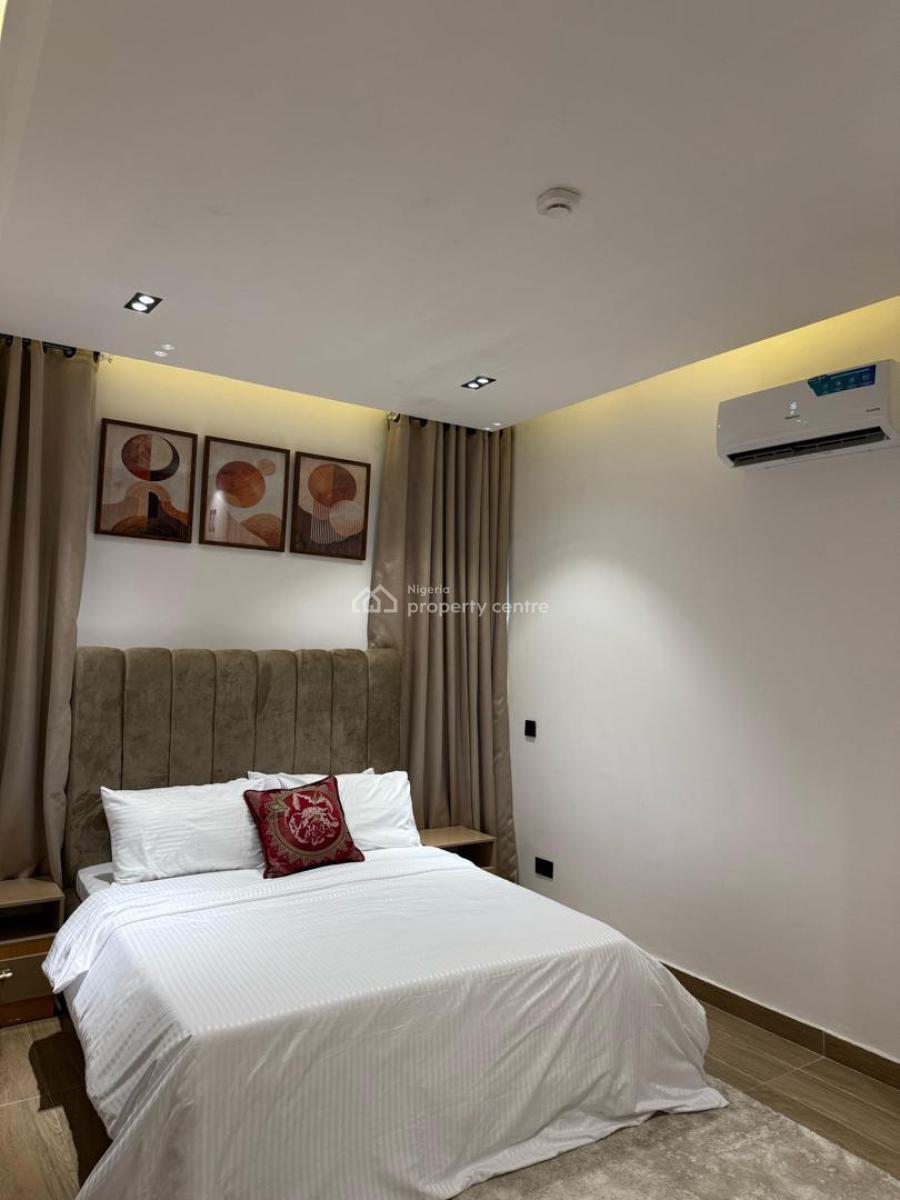 5 Bedroom( Self Compound) with Cinema & Ps5, Adeniyi Jones, Ikeja, Lagos, Flat / Apartment Short Let