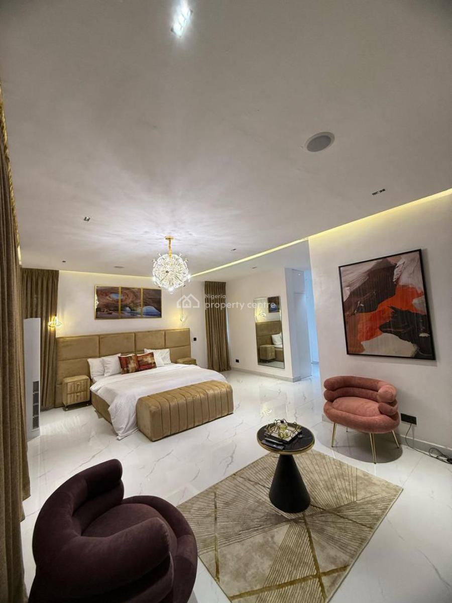 5 Bedroom( Self Compound) with Cinema & Ps5, Adeniyi Jones, Ikeja, Lagos, Flat / Apartment Short Let