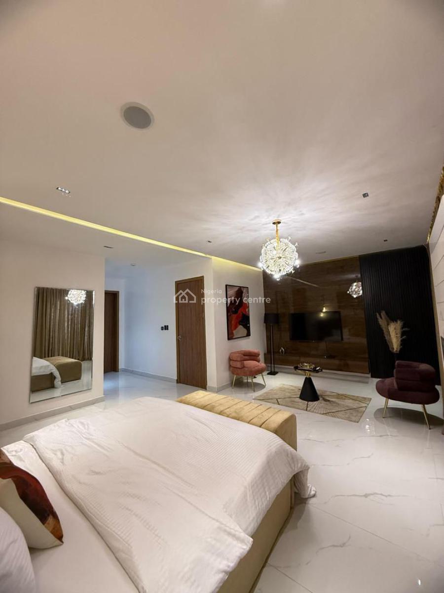 5 Bedroom( Self Compound) with Cinema & Ps5, Adeniyi Jones, Ikeja, Lagos, Flat / Apartment Short Let