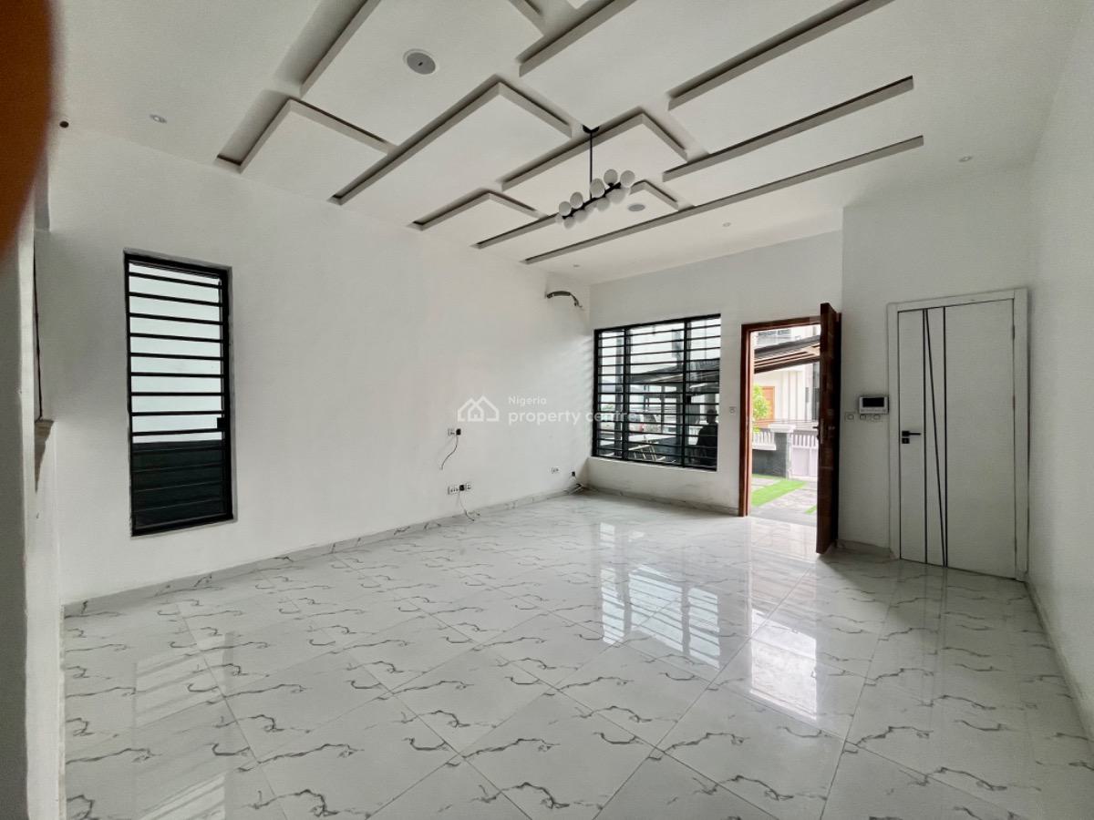 Charming 3-bedroom Semi-detached Duplex with Bq -- Chevron Axis, Chevron, Lekki, Lagos, Semi-detached Duplex for Rent
