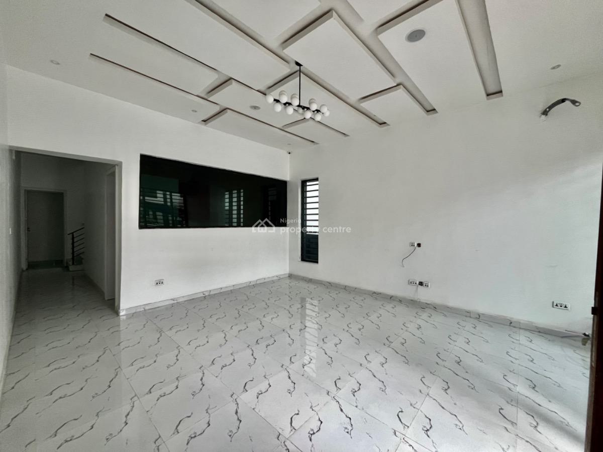 Charming 3-bedroom Semi-detached Duplex with Bq -- Chevron Axis, Chevron, Lekki, Lagos, Semi-detached Duplex for Rent